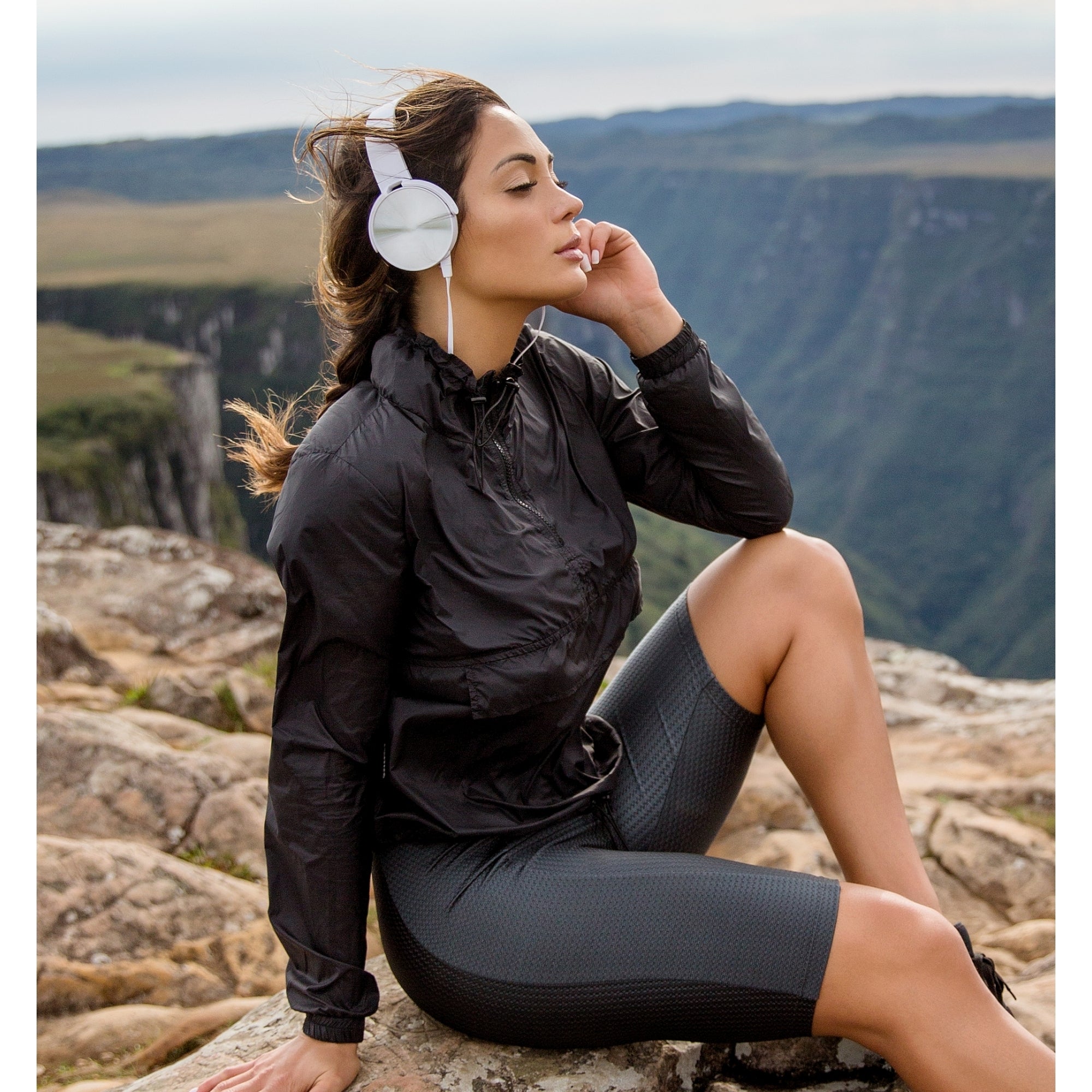 Ultra Lightweight Overhead Foldable Anorak