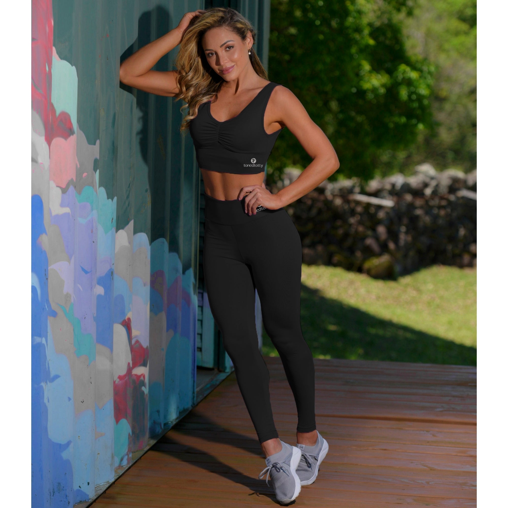 Black Scrunch Bum Light Leggings