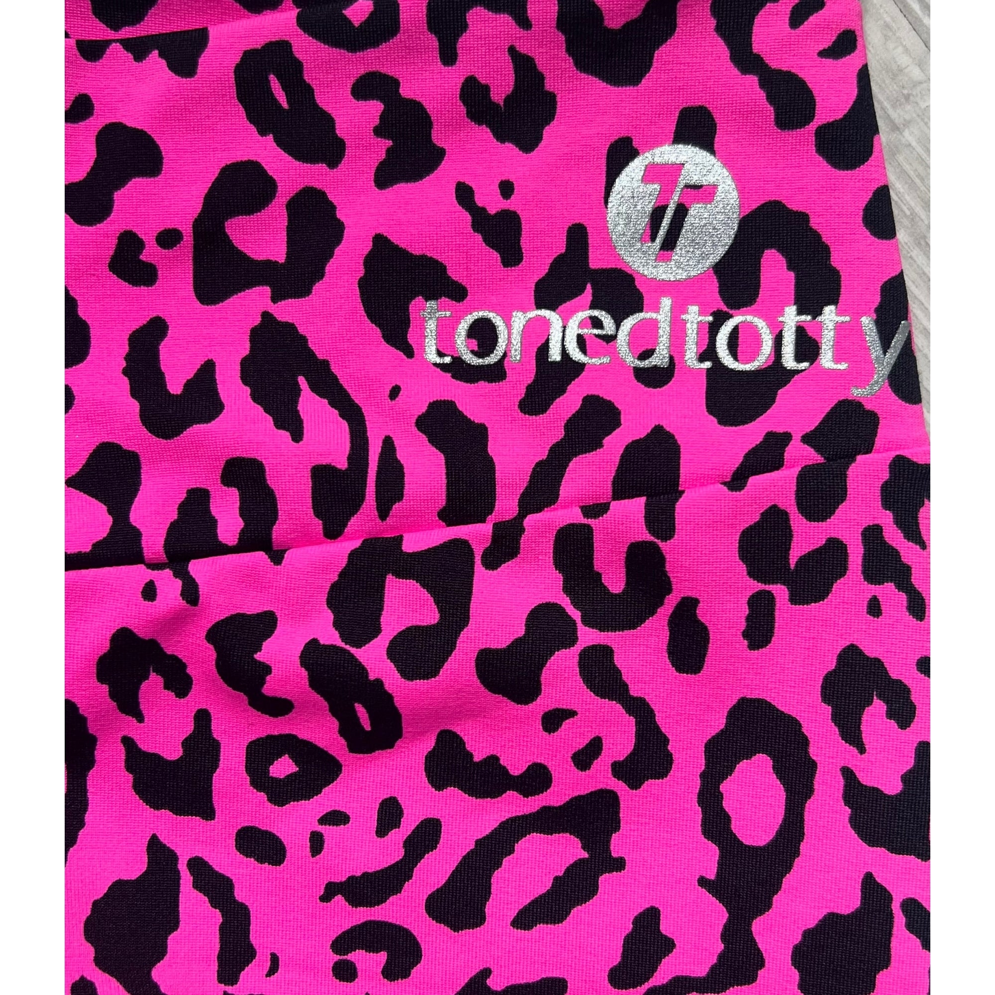Wild Luxe Neon Pink Leopard Print Leggings