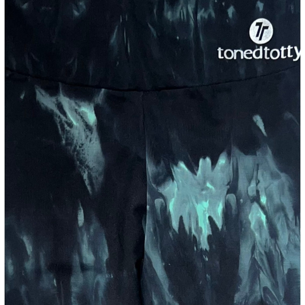 Black & Green Shadow Print Leggings